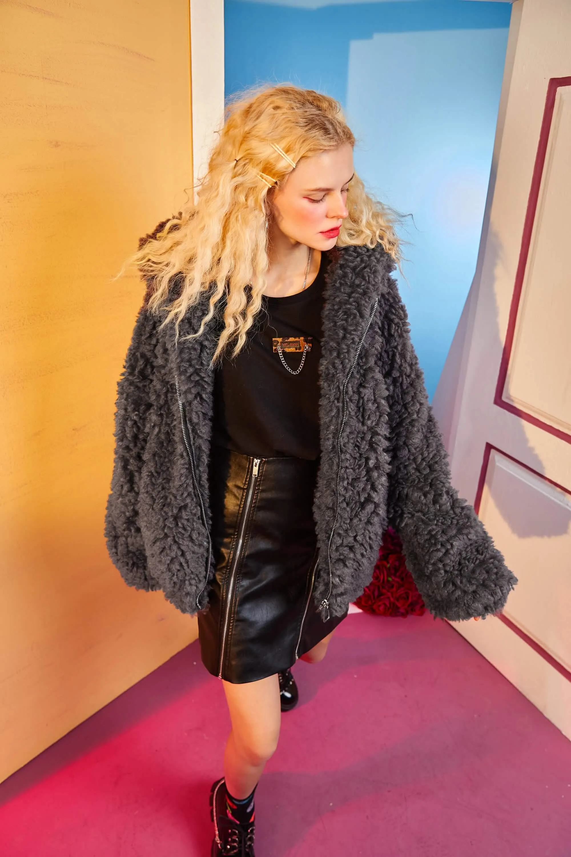 Chic Oversized Hooded Teddy Wool Coat with Zipper for Women
