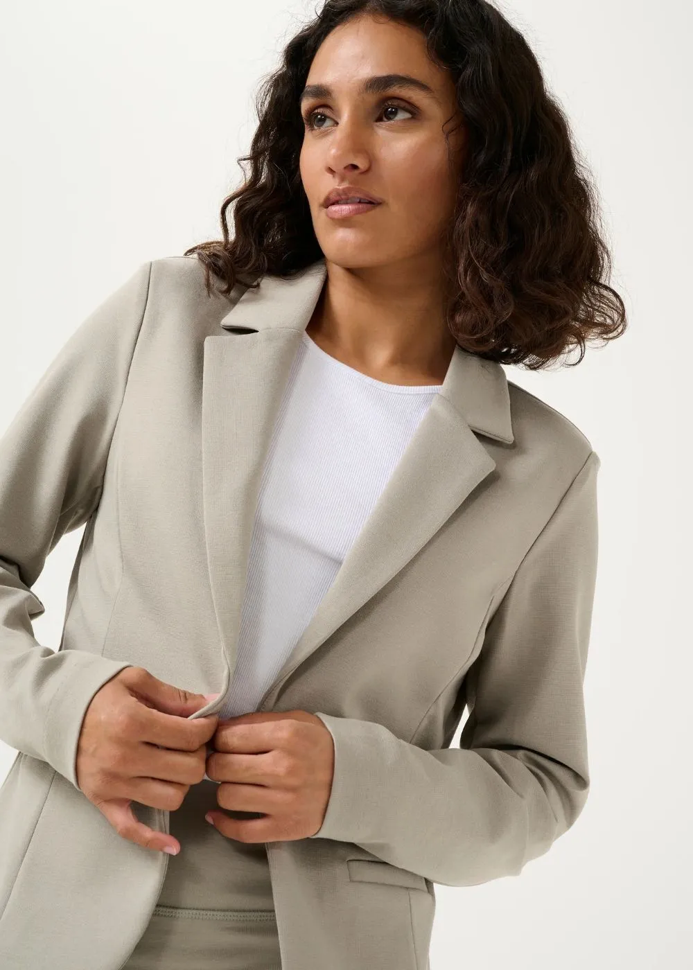 KA JENNY BLAZER