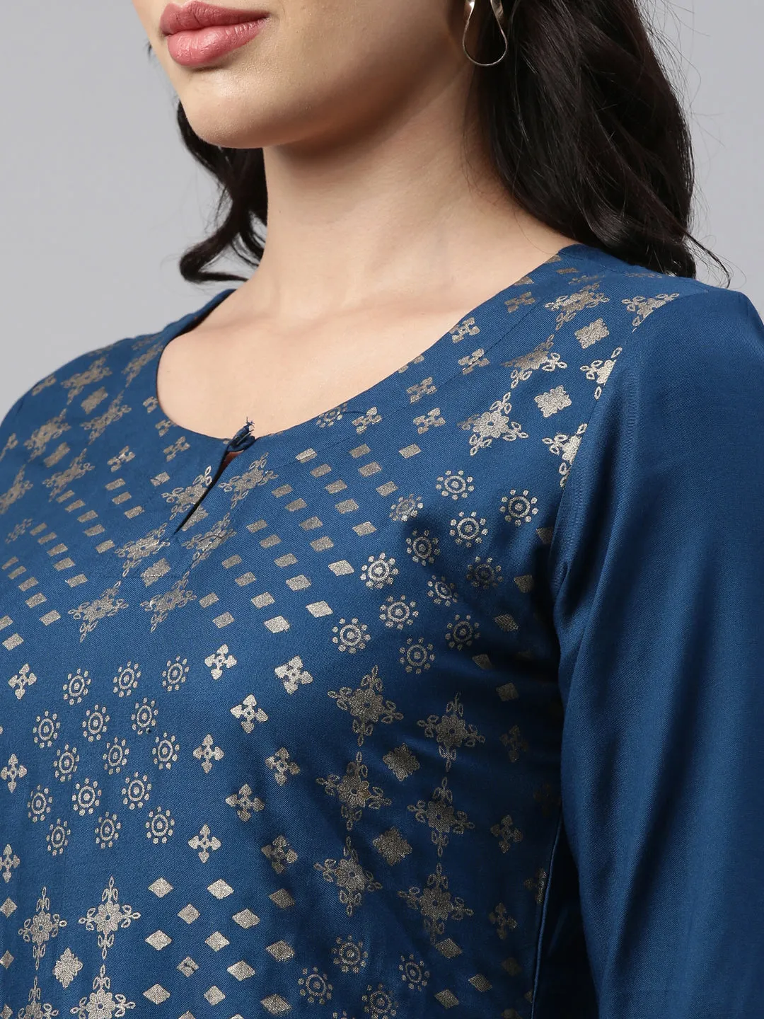 Neeru's Blue Color Rayon Fabric Tunic