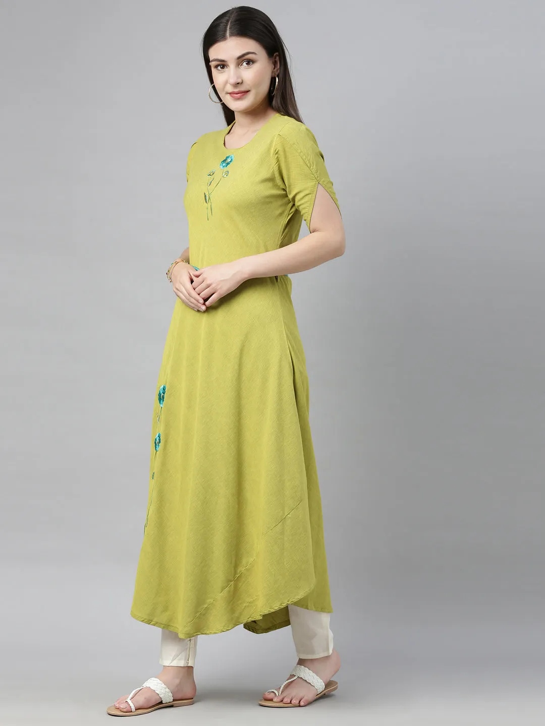 Neeru's M Green Colour Slub Rayon Fabric Tunic "50"
