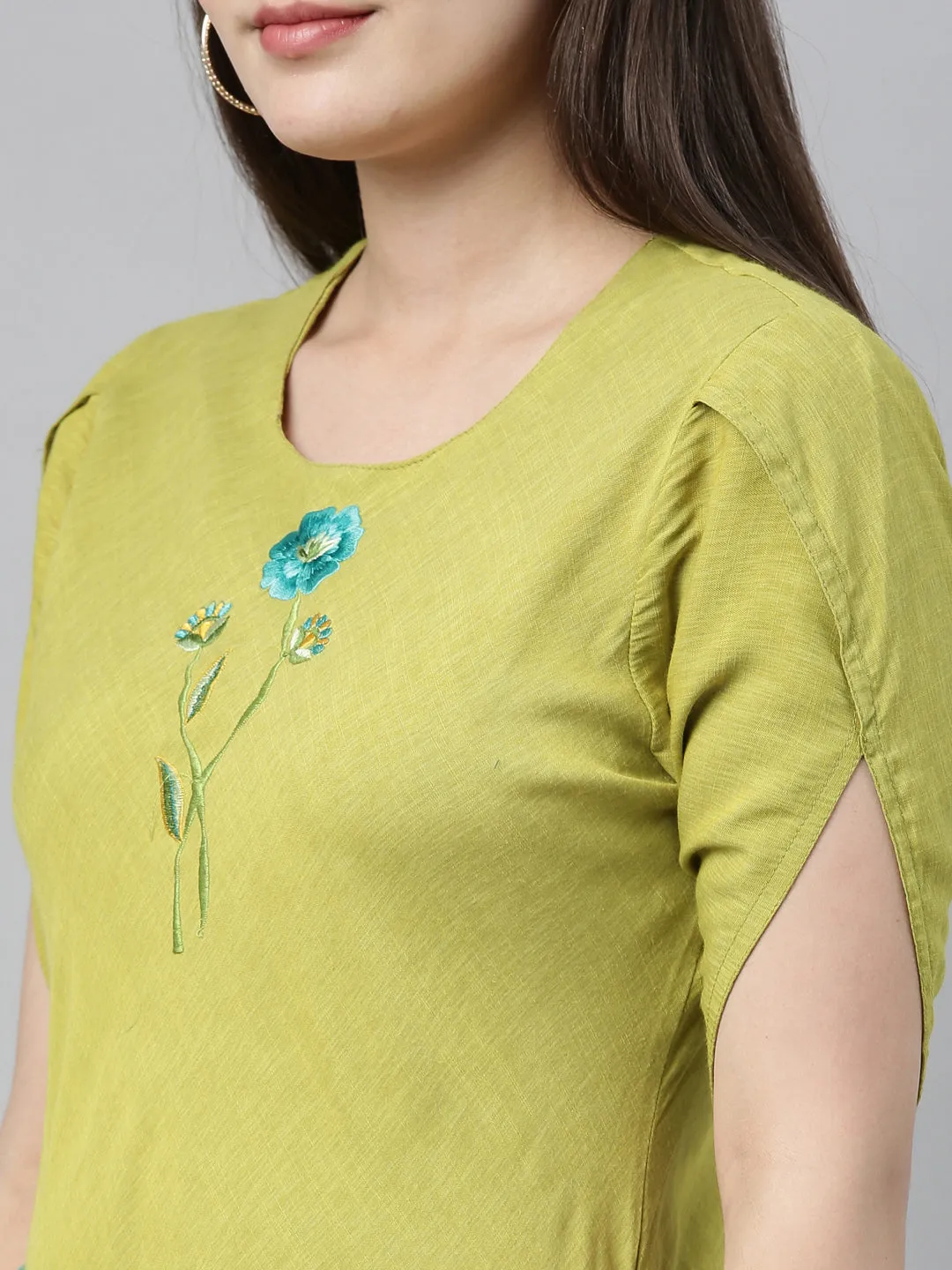 Neeru's M Green Colour Slub Rayon Fabric Tunic "50"