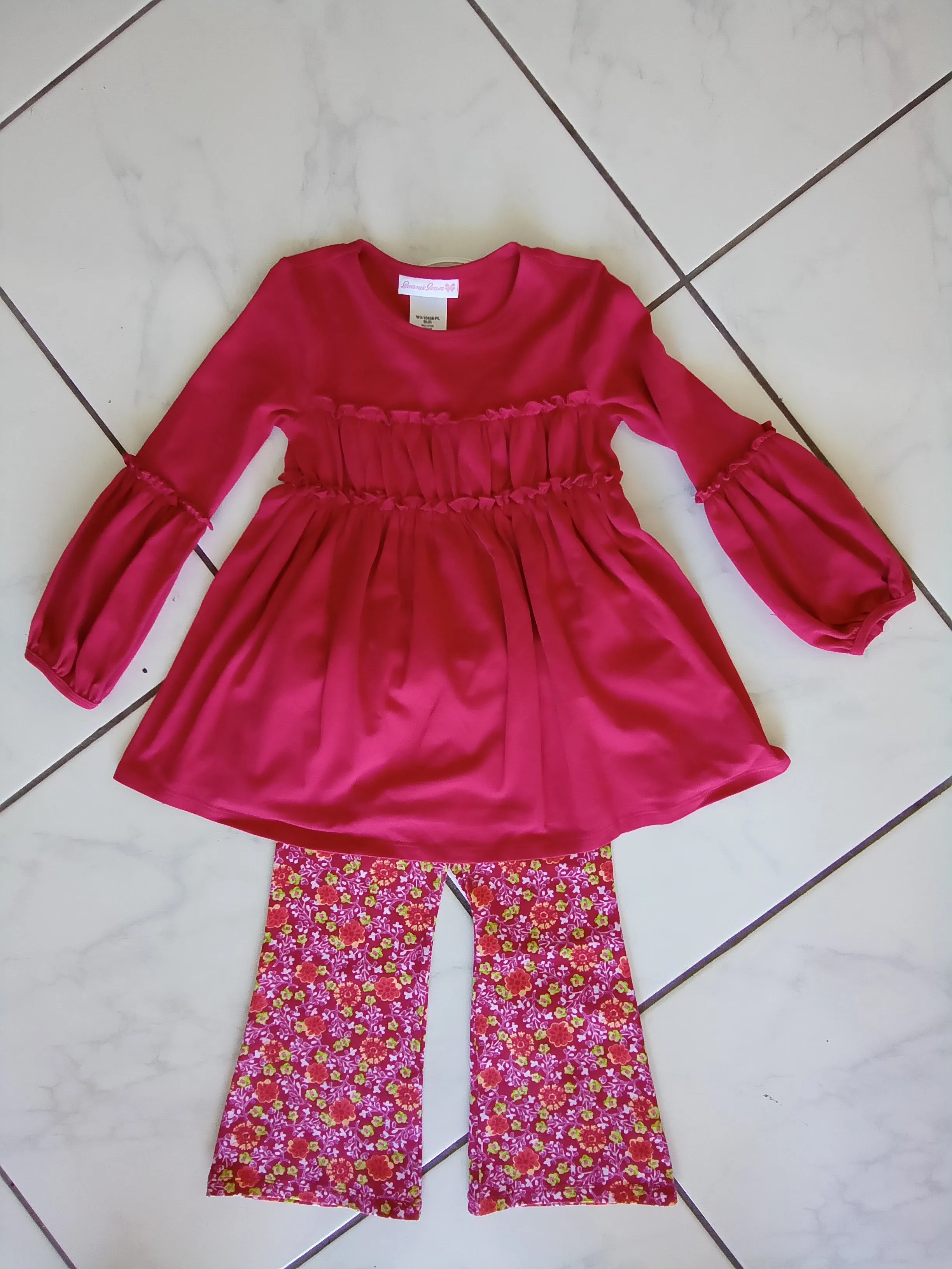 Peasant sleeve tunic and flare leggings | Bonnie Jean