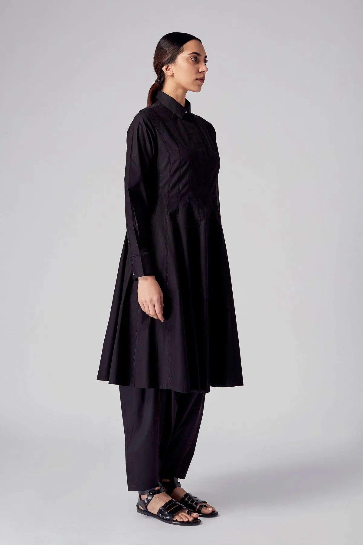 Rajesh Pratap Singh   I   Agasi panelled dress   Black  4LB-33 B  Women classic collection