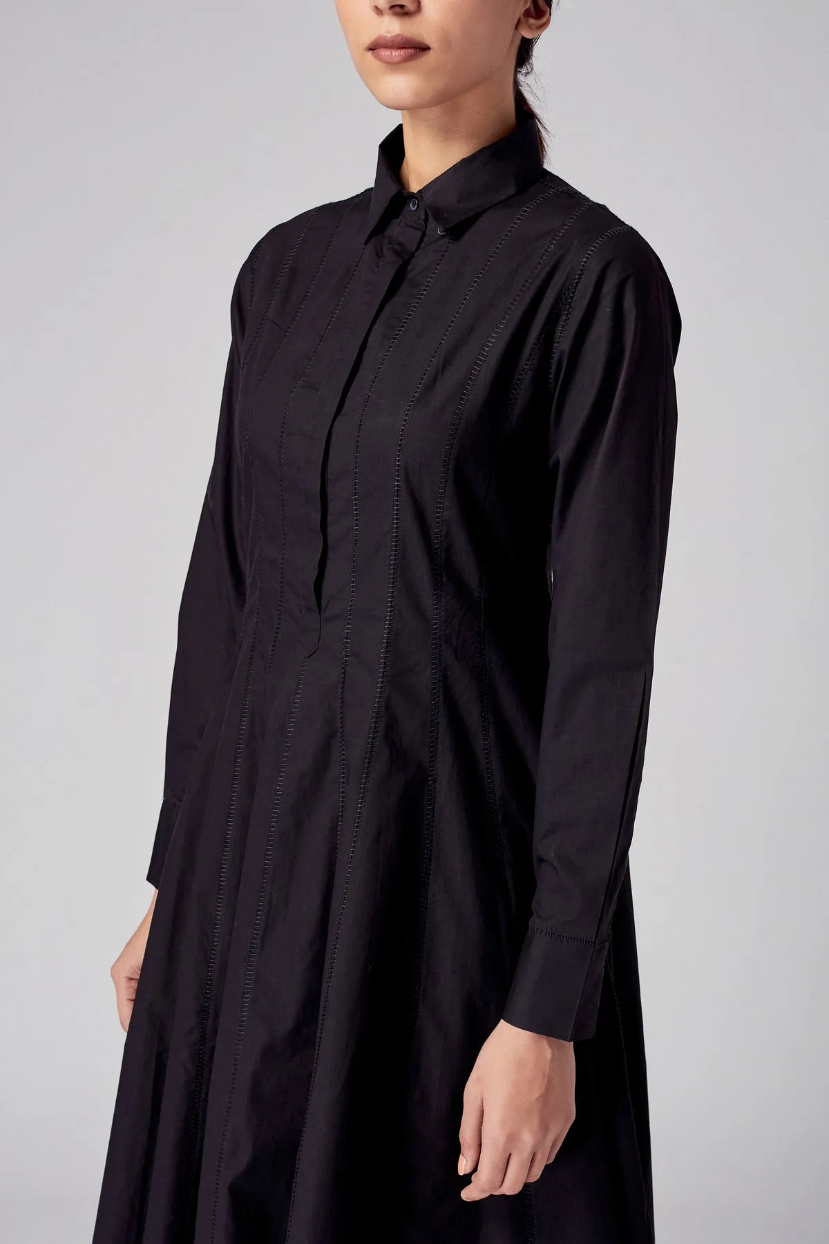 Rajesh Pratap Singh   I   Agasi panelled dress   Black  4LB-33 B  Women classic collection