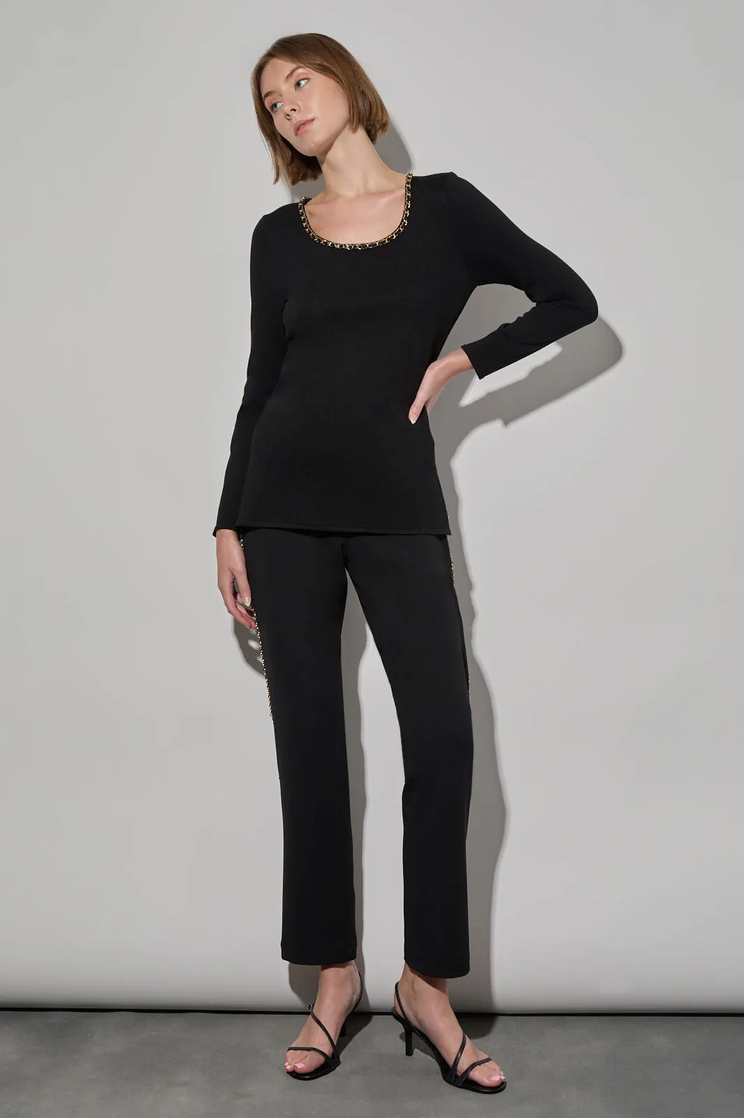 Soft Knit Scoop Neck Chain Detail Tunic