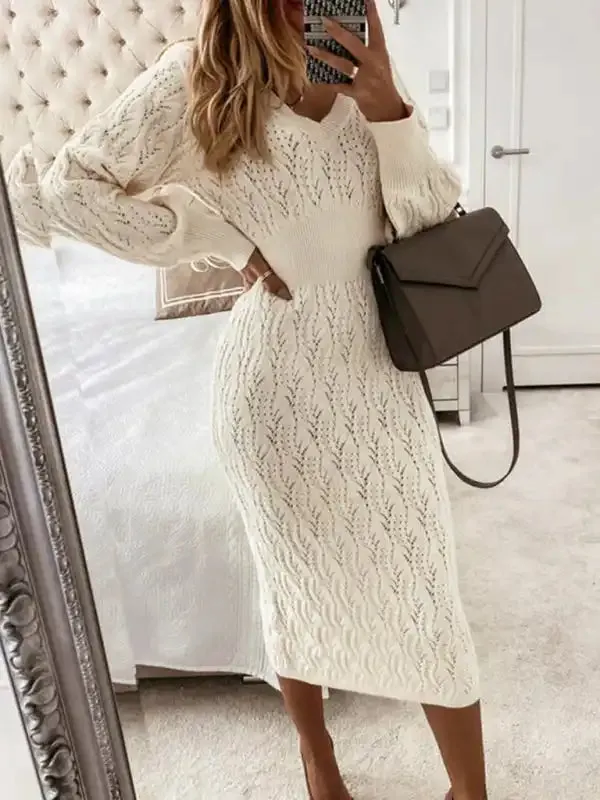 Women’s V-neck long-sleeved hip-hugging sweater dress